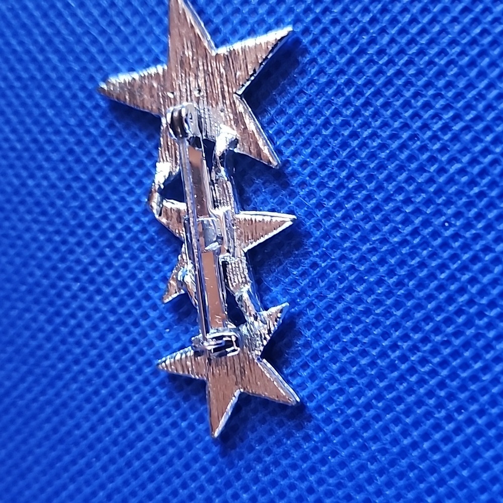 Triple Star Silver Brooch - Picture 2 of 3